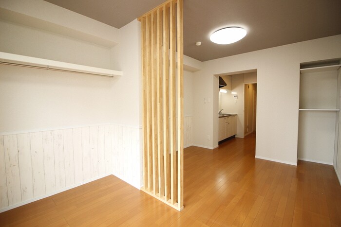 物件内観写真8　(居室)