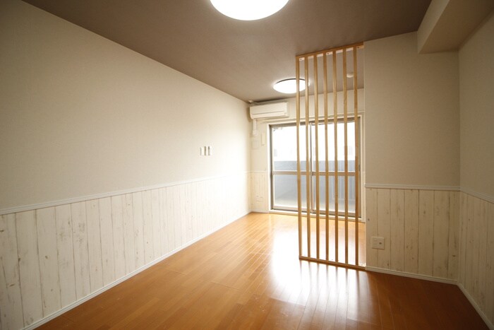 物件内観写真9　(居室)