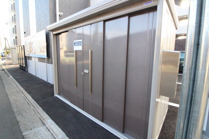 物件外観写真4　(建物設備)