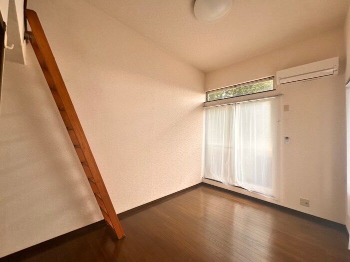 物件内観写真7　(居室)