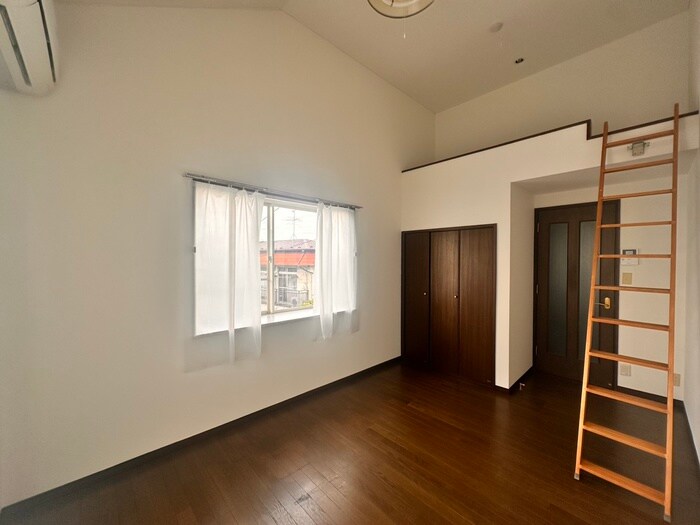 物件内観写真18　(居室)