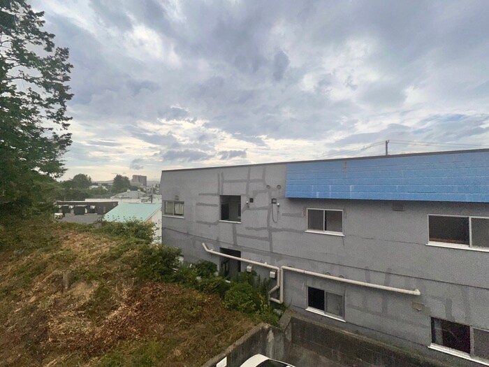 物件内観写真22　(室内からの展望)