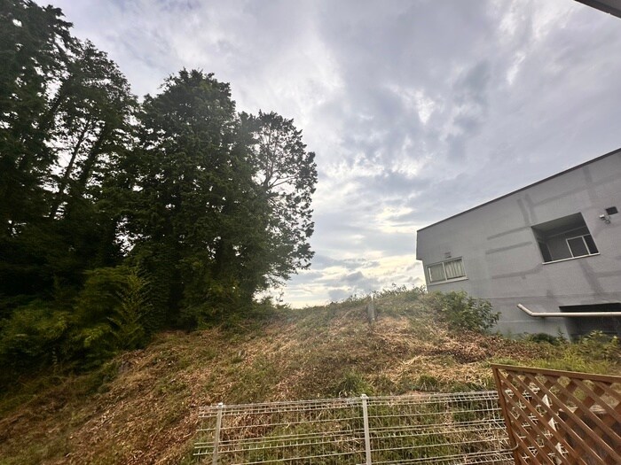 物件内観写真22　(室内からの展望)