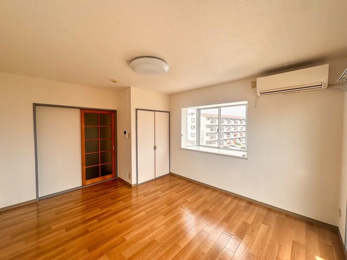 物件内観写真10　(居室)