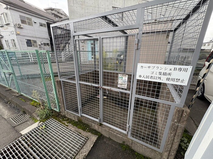 物件外観写真6　(建物設備)