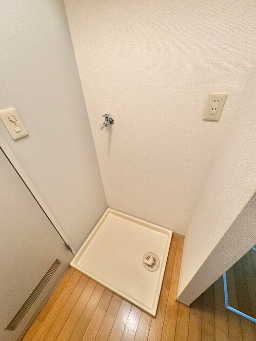 物件内観写真19　(洗濯機置場)