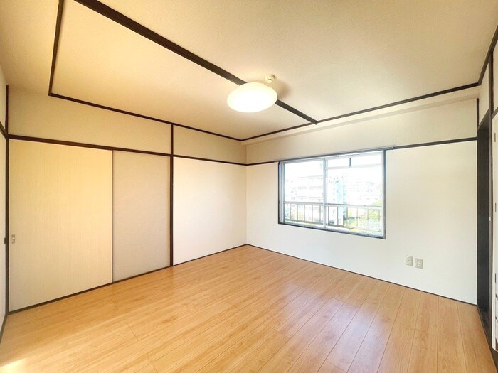 物件内観写真7　(居室)