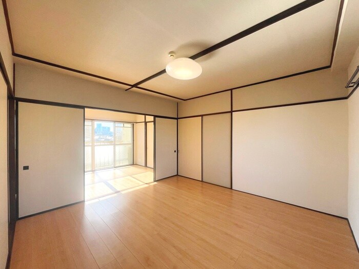 物件内観写真8　(居室)