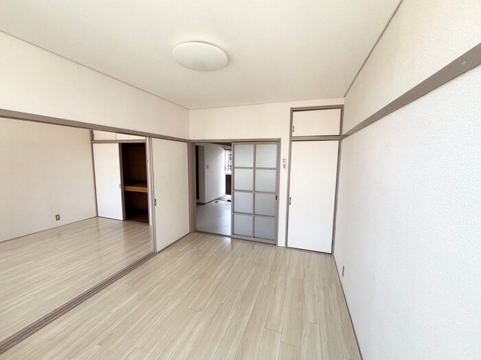 物件内観写真8　(居室)