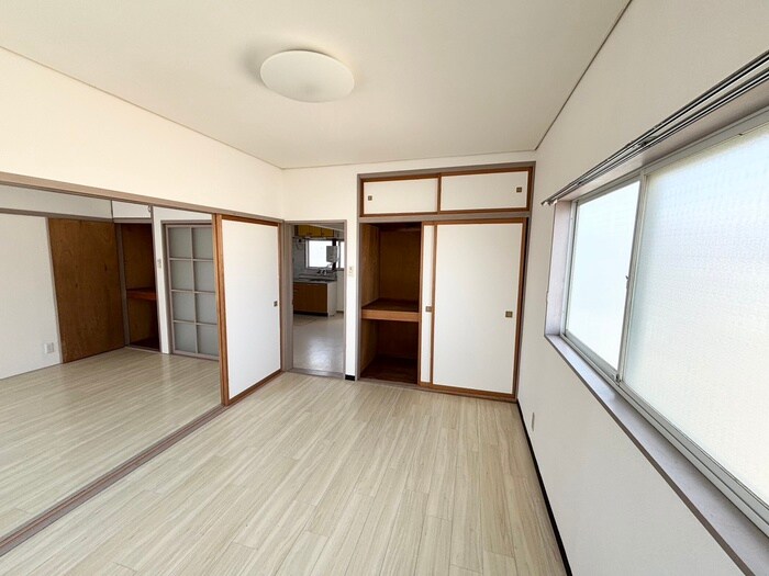 物件内観写真8　(居室)