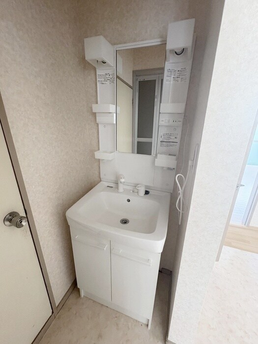 物件内観写真11　(洗面)