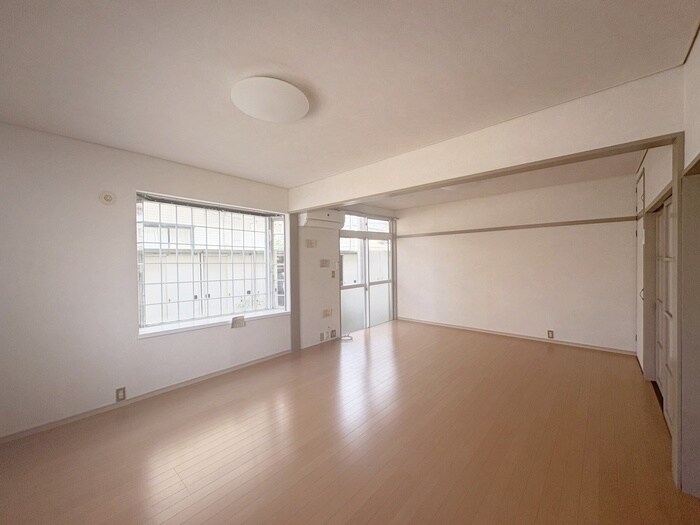 物件内観写真18　(居室)