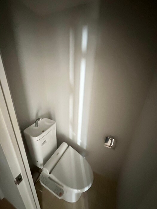 物件内観写真16　(トイレ)