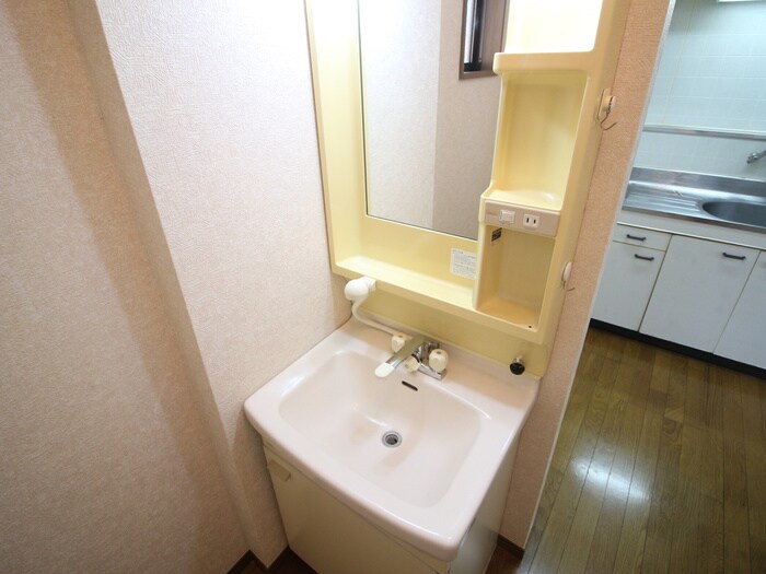 物件内観写真12　(洗面)