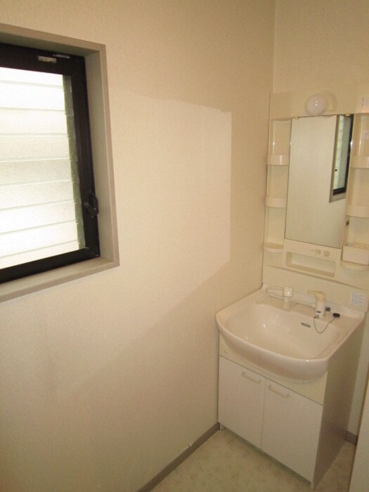 物件内観写真13　(洗面)