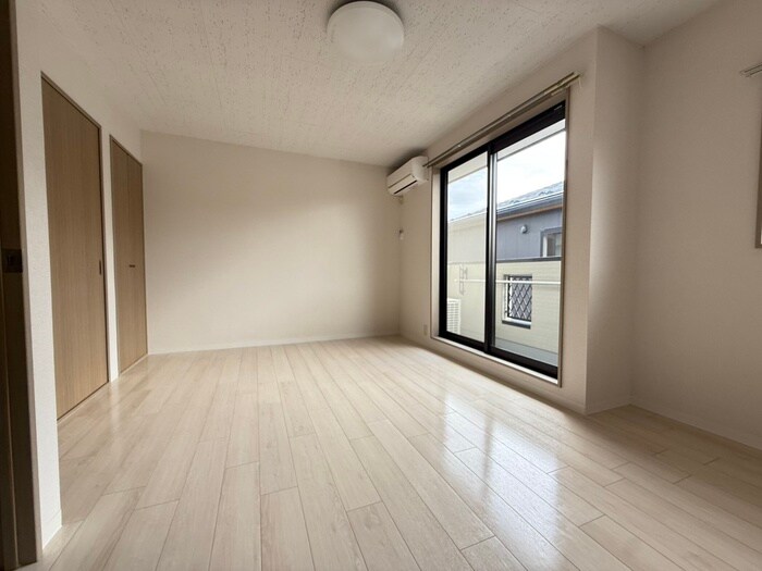 物件内観写真18　(居室)