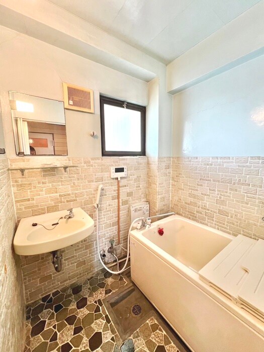 物件内観写真10　(バス／シャワールーム等)