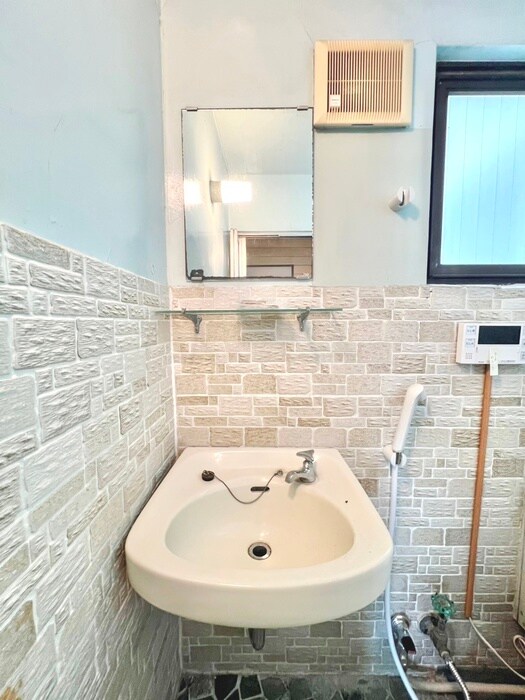 物件内観写真12　(洗面)