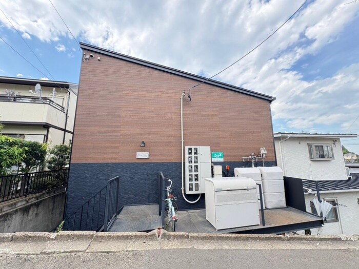 物件外観写真2　(外観写真)