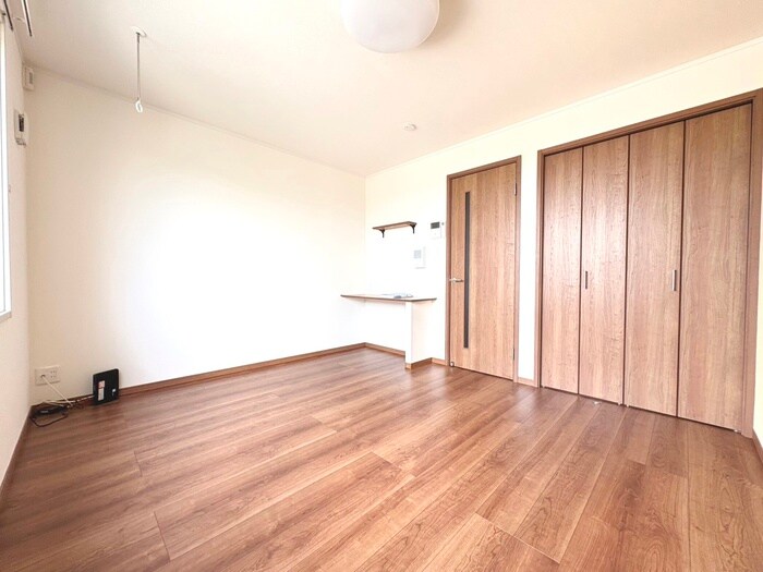 物件内観写真10　(居室)