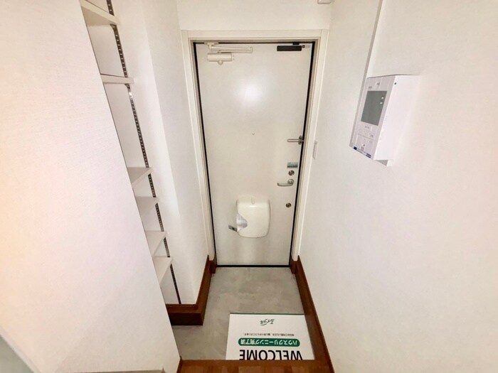 物件内観写真19　(玄関)