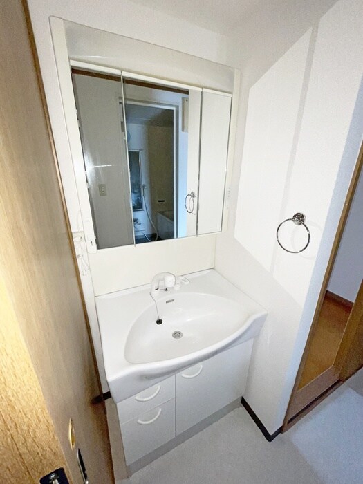 物件内観写真11　(洗面)