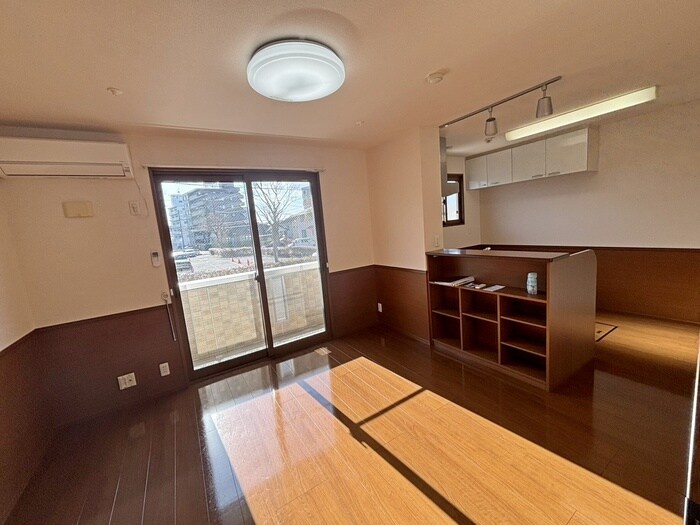 物件内観写真6　(居室)