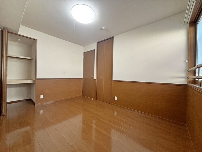 物件内観写真16　(居室)