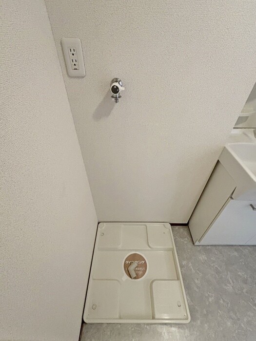 物件内観写真21　(洗濯機置場)