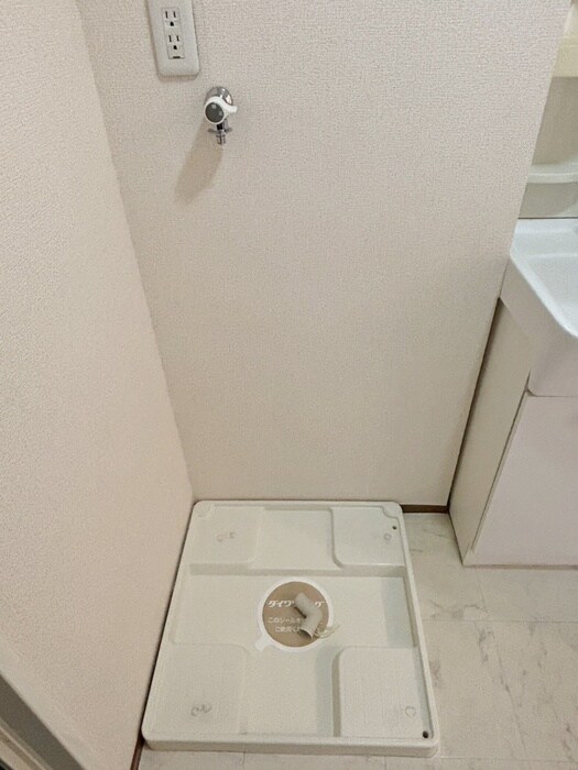 物件内観写真21　(洗濯機置場)