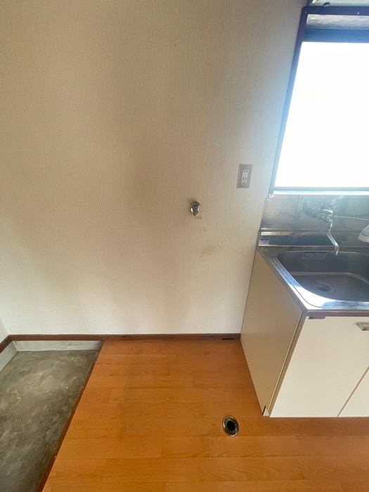物件内観写真11　(洗濯機置場)