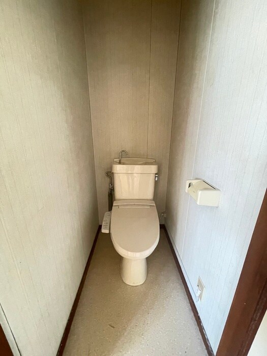 物件内観写真12　(トイレ)