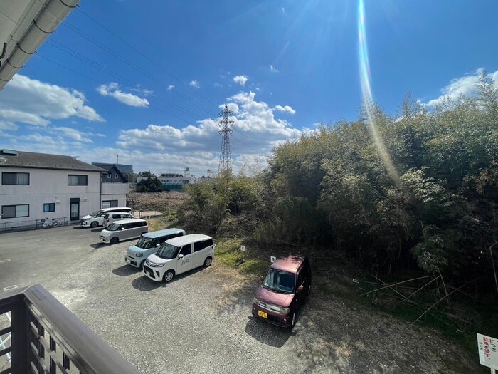 物件内観写真16　(室内からの展望)