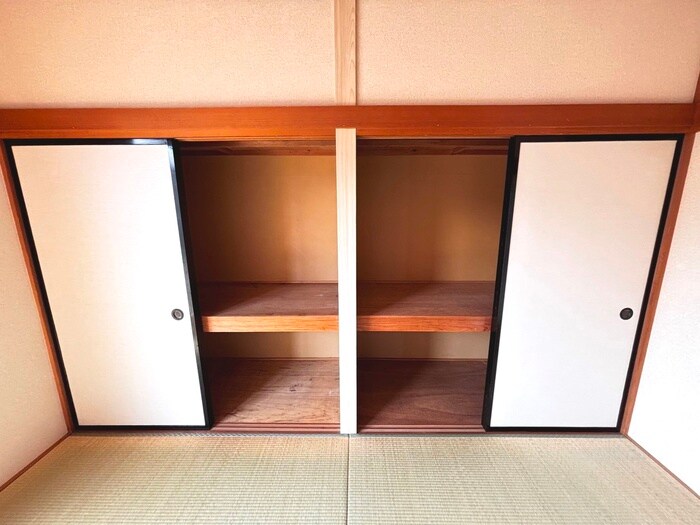 物件内観写真11　(収納)