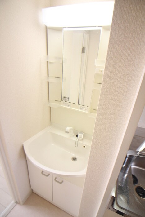 物件内観写真9　(洗面)