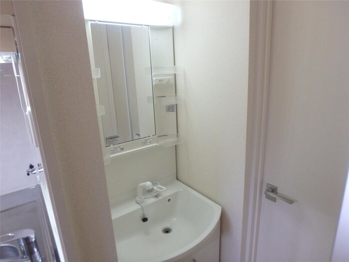 物件内観写真10　(洗面)