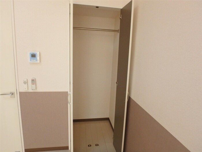 物件内観写真11　(収納)