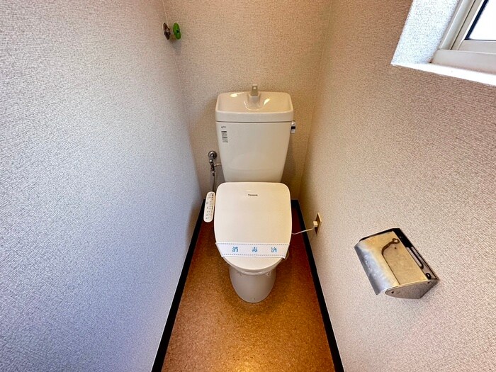 物件内観写真12　(トイレ)