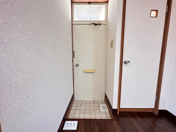 玄関