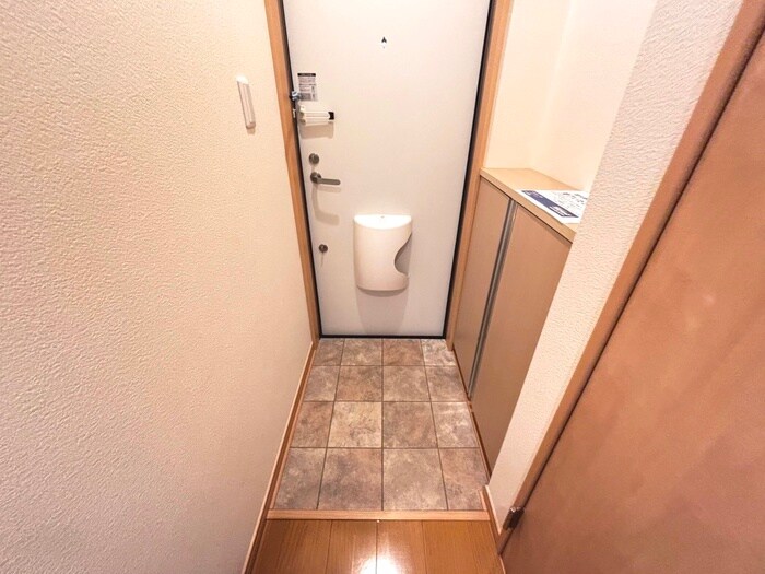 物件内観写真20　(玄関)