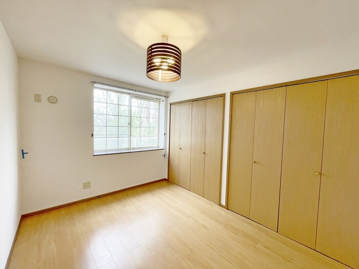 物件内観写真11　(居室)