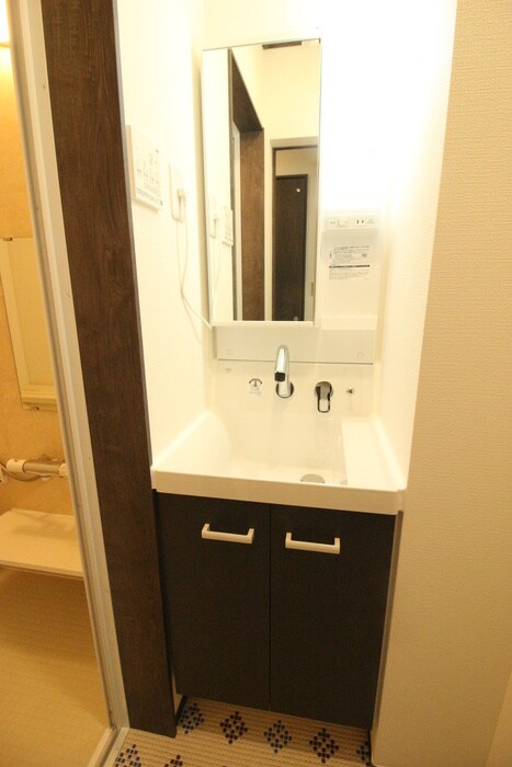 物件内観写真13　(洗面)