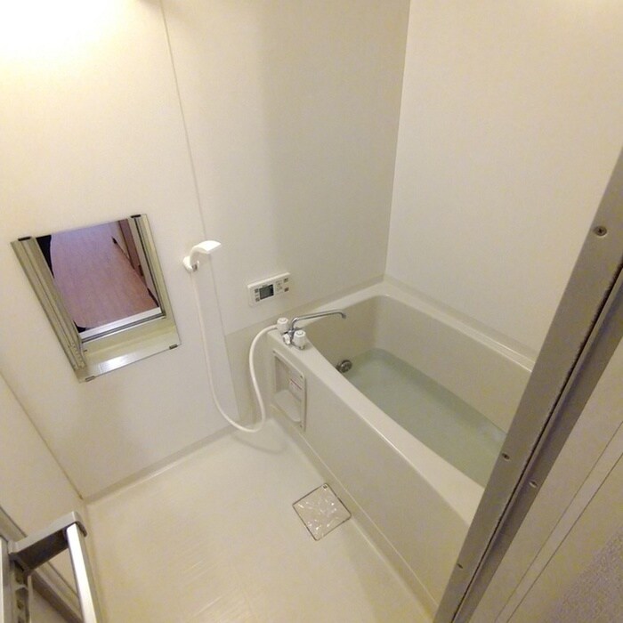 物件内観写真12　(バス／シャワールーム等)