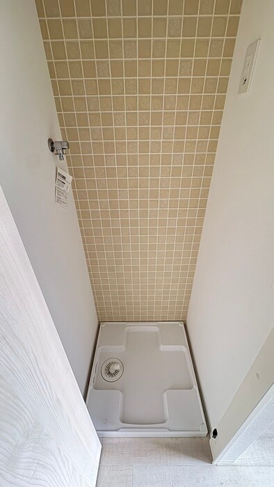 物件内観写真14　(洗濯機置場)