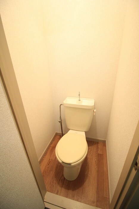 物件内観写真11　(トイレ)