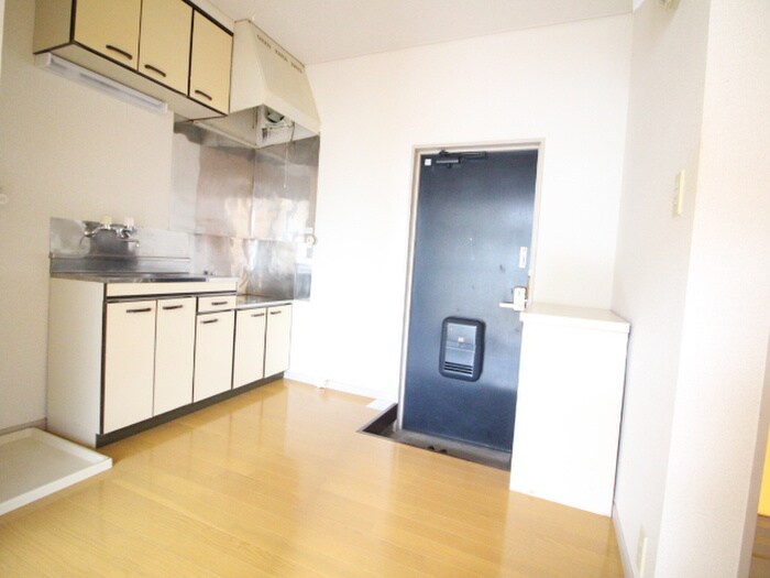 物件内観写真16　(廊下)