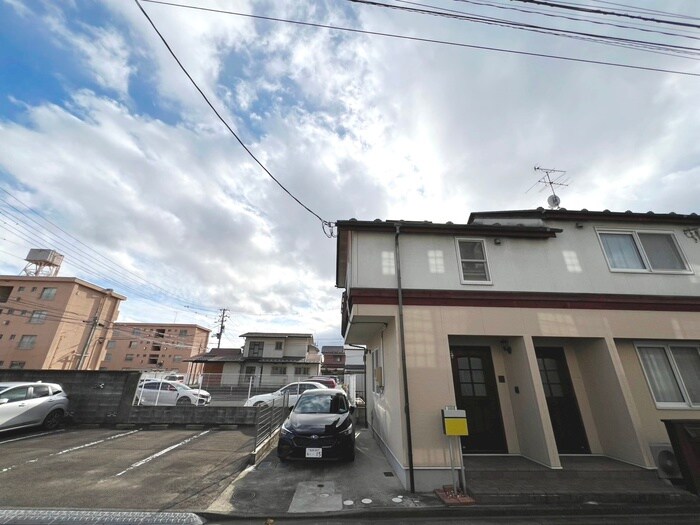 物件内観写真22　(室内からの展望)