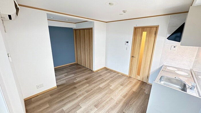 物件内観写真8　(居室)