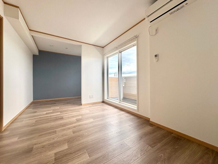 物件内観写真8　(居室)