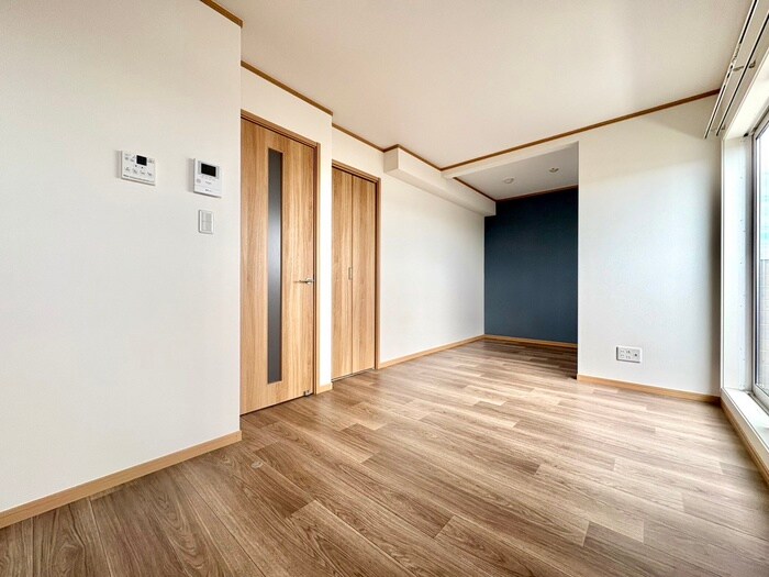 物件内観写真9　(居室)